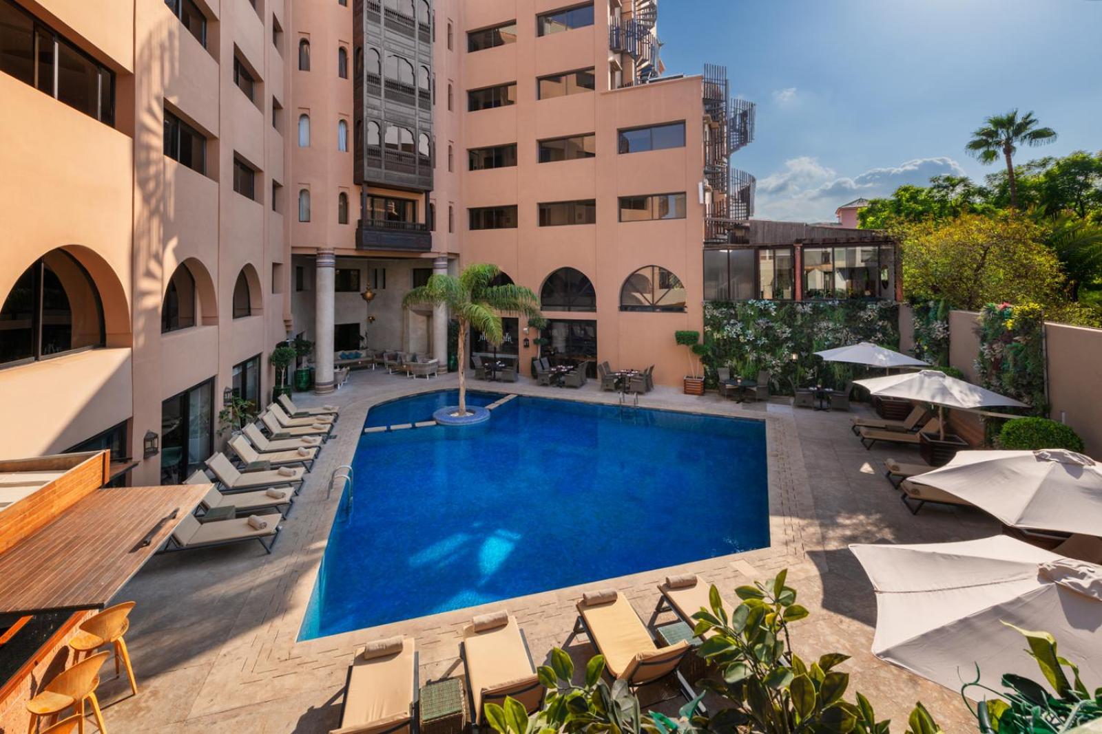 Hivernage Hotel & Spa Marrakesh Luaran gambar The swimming pool at the hotel