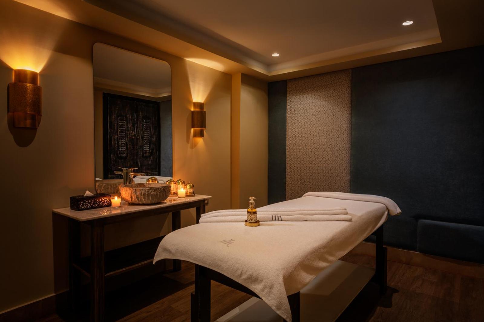 Hivernage Hotel & Spa Marrakesh Luaran gambar A treatment room at the spa