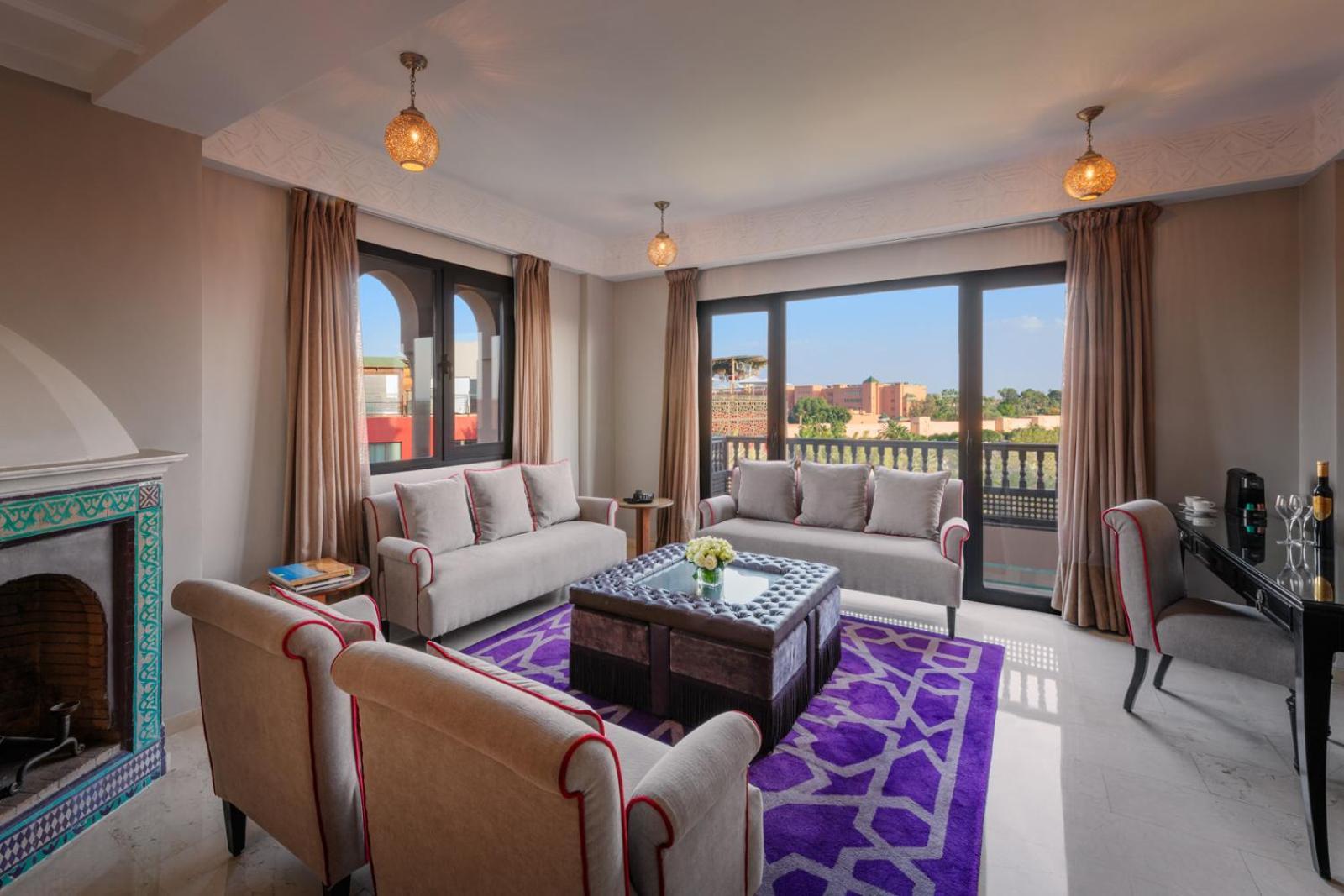 Hivernage Hotel & Spa Marrakesh Luaran gambar A living room at the hotel